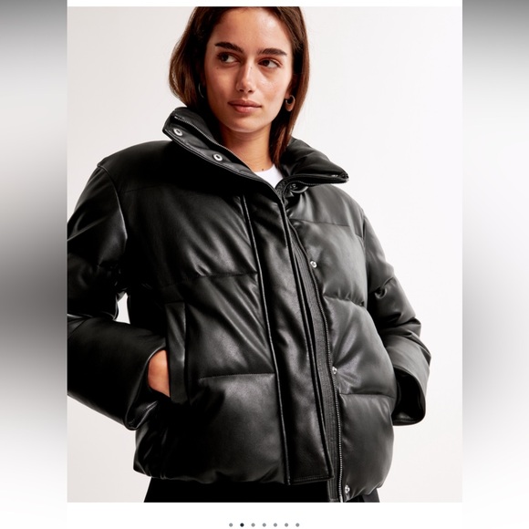 Abercrombie  and Fitch A&F Vegan Leather Puffer black size M~ $160  like new! - Picture 4 of 7